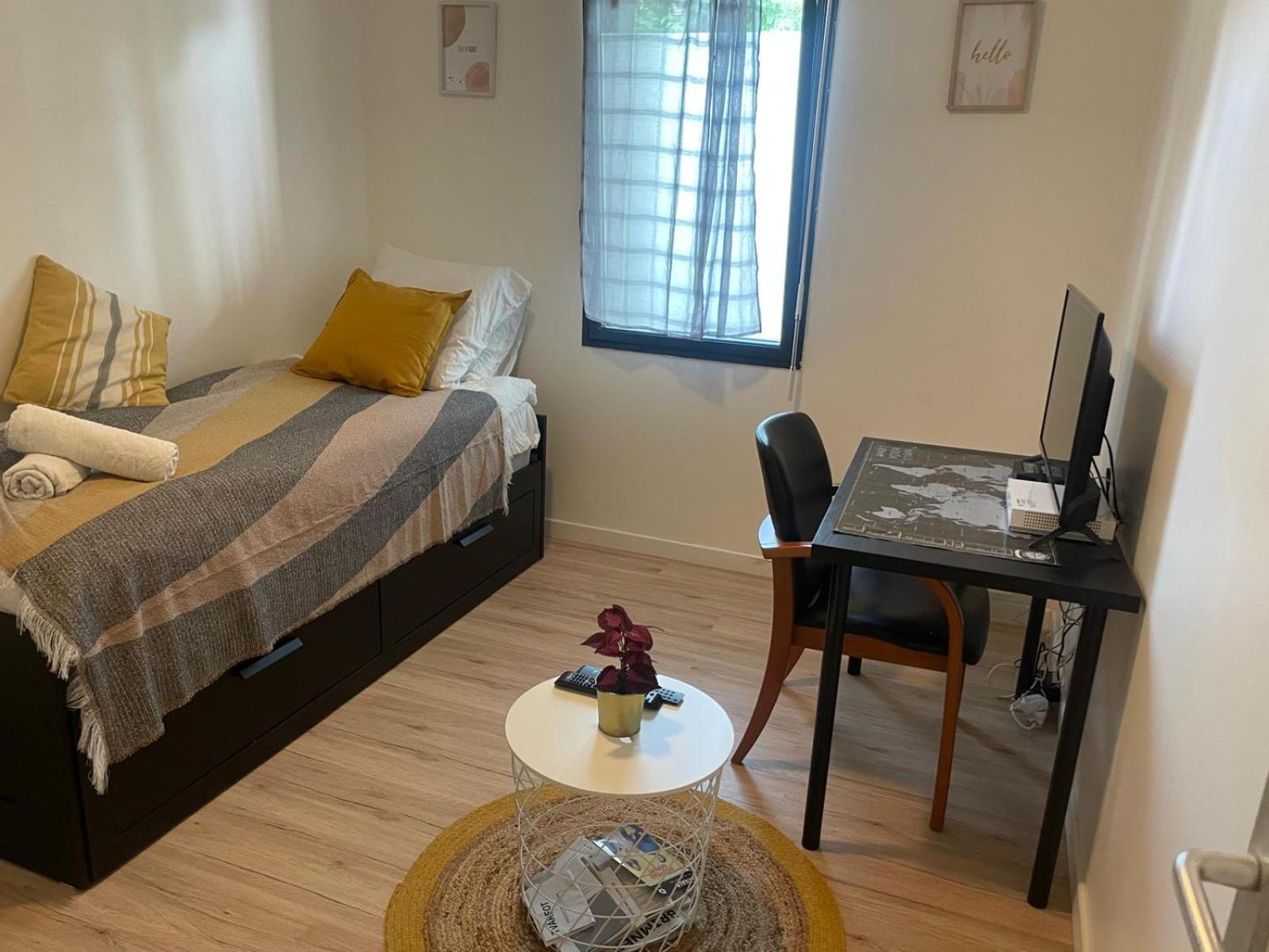Chambre Privee Proche Stade De France Et Paris Dans Appartement Partage 피에르피트 쉬르 센 외부 사진